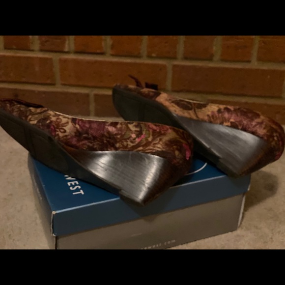 Nine West Wedges - Picture 5 of 5